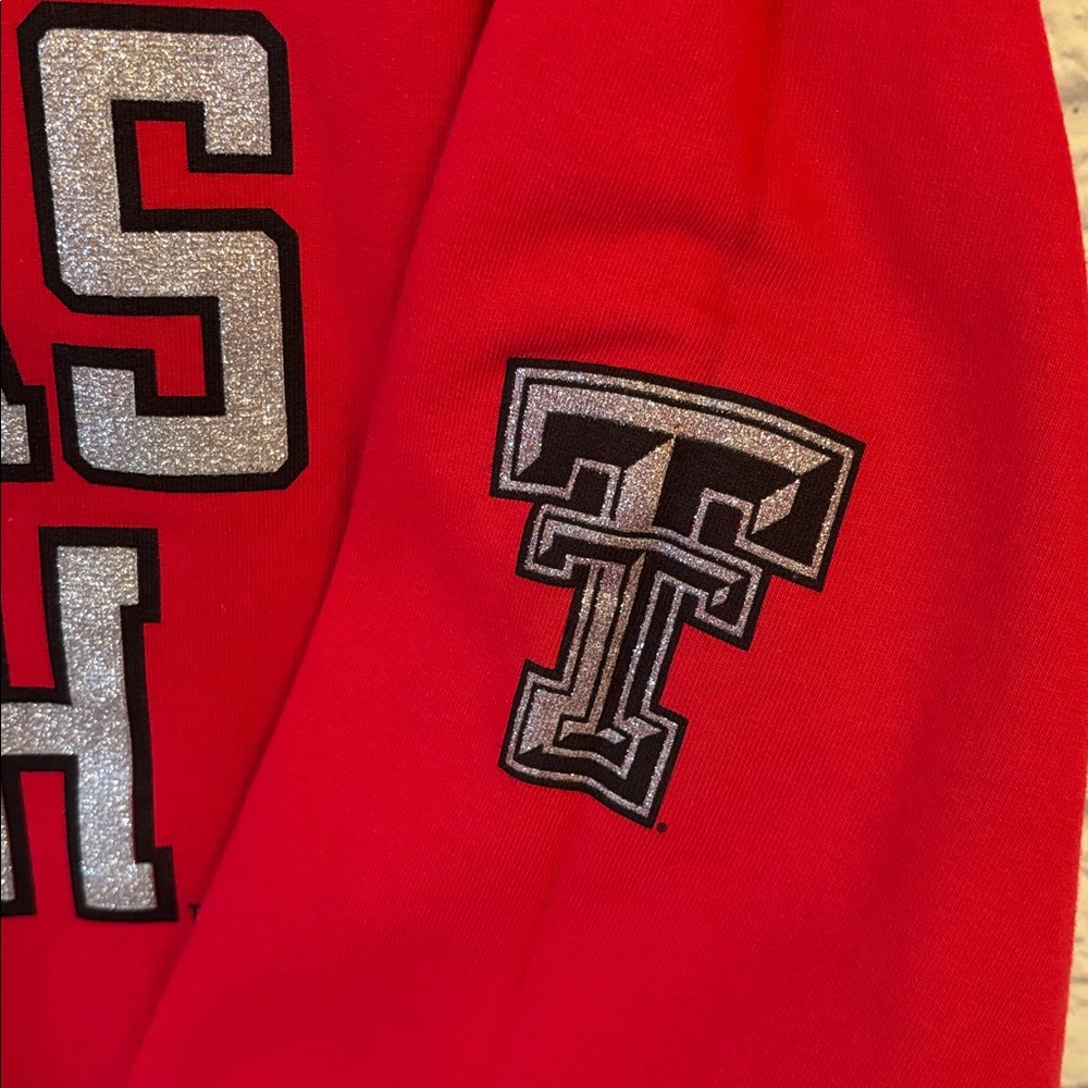 Texas Tech University Red Crewneck Sweatshirt Glitter Letter Graphic Size Large - Picture 6 of 11